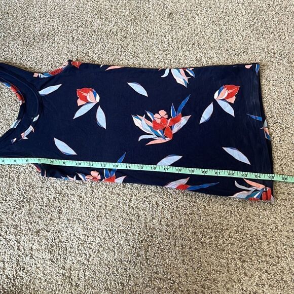 🌼3/$15🌼 a new day tank top - Picture 6 of 8